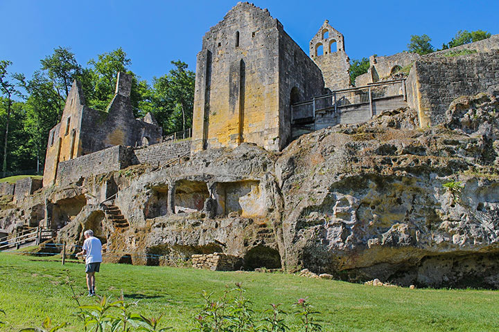 chateau medieval dordogne